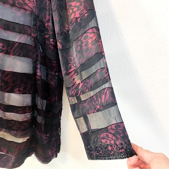Chico’s Black/Burgundy Stripe Burnout Sequin Trim Blouse Size 16 - Picture 5 of 8